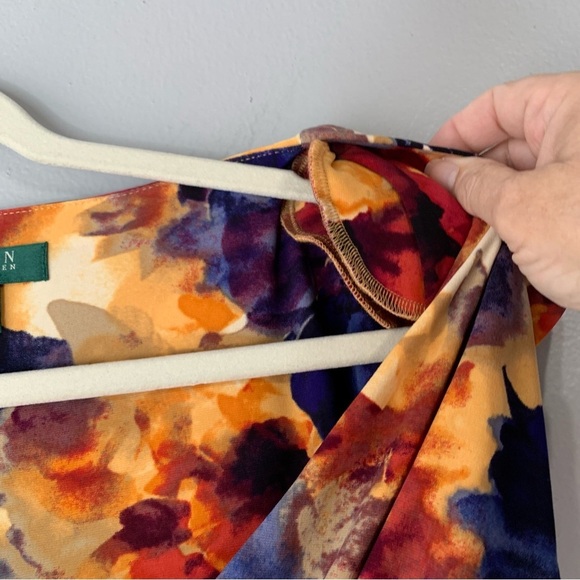 Lauren Ralph Lauren multi fall floral‎ surplice ruched dress with slit. Size 12 - Picture 7 of 9